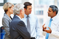 Aula de inglês individual ou em grupo? Saiba o que pode ser melhor para seu aprendizado